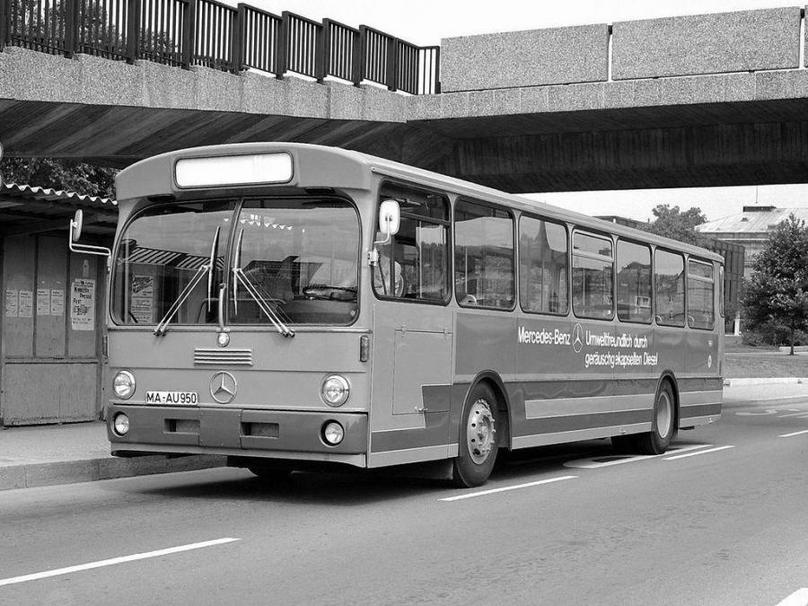  Mercedes-Benz O305 1968 года  (фото 1 из 10)